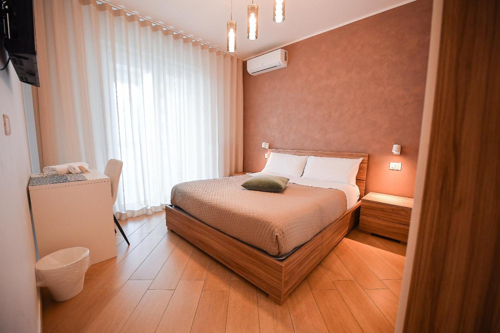 Karol Wojtyla Airport Bari Hotel Eksteriør billede
