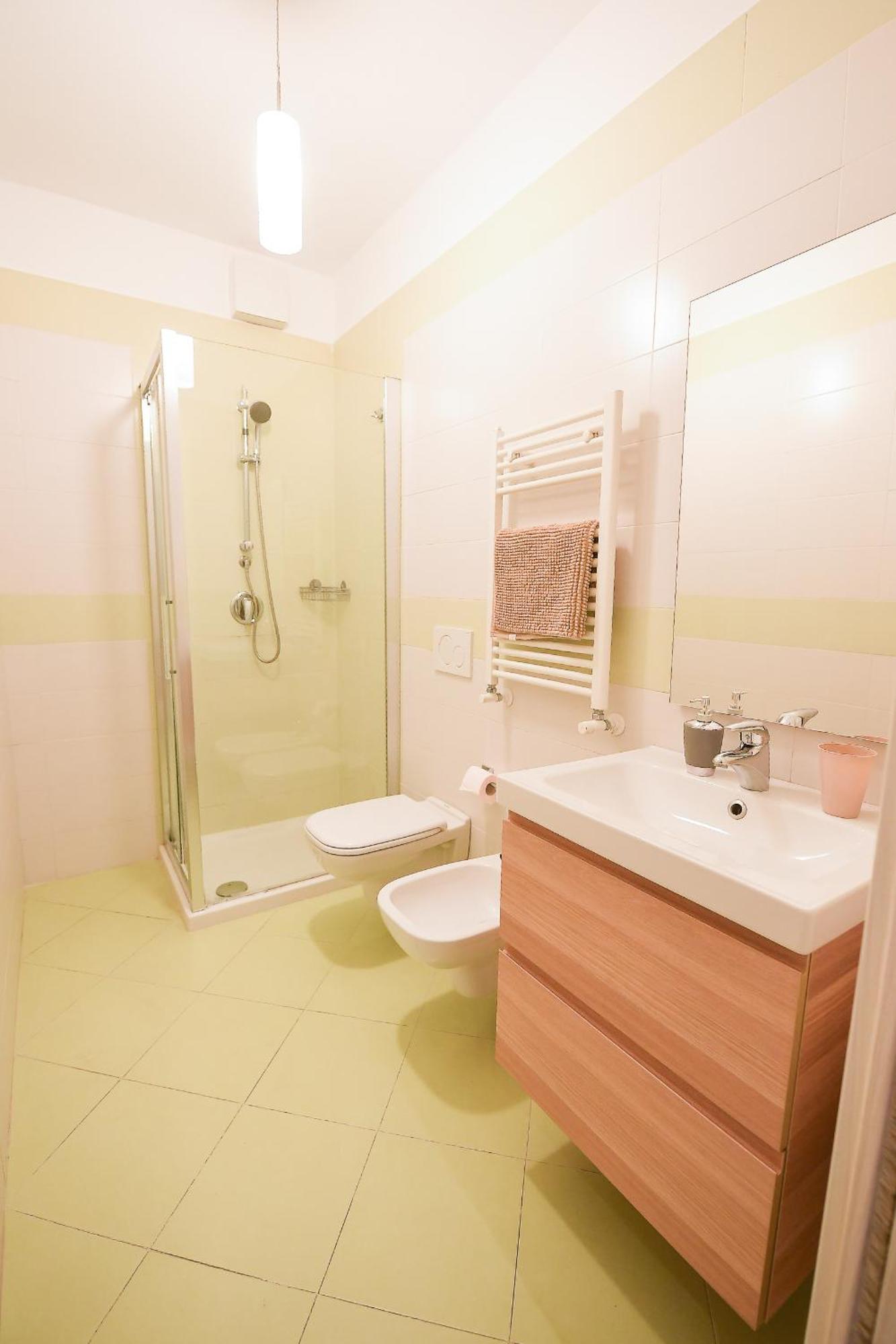 Karol Wojtyla Airport Bari Hotel Eksteriør billede