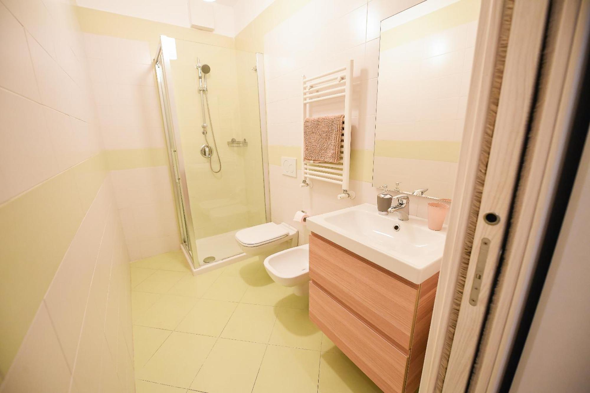 Karol Wojtyla Airport Bari Hotel Eksteriør billede