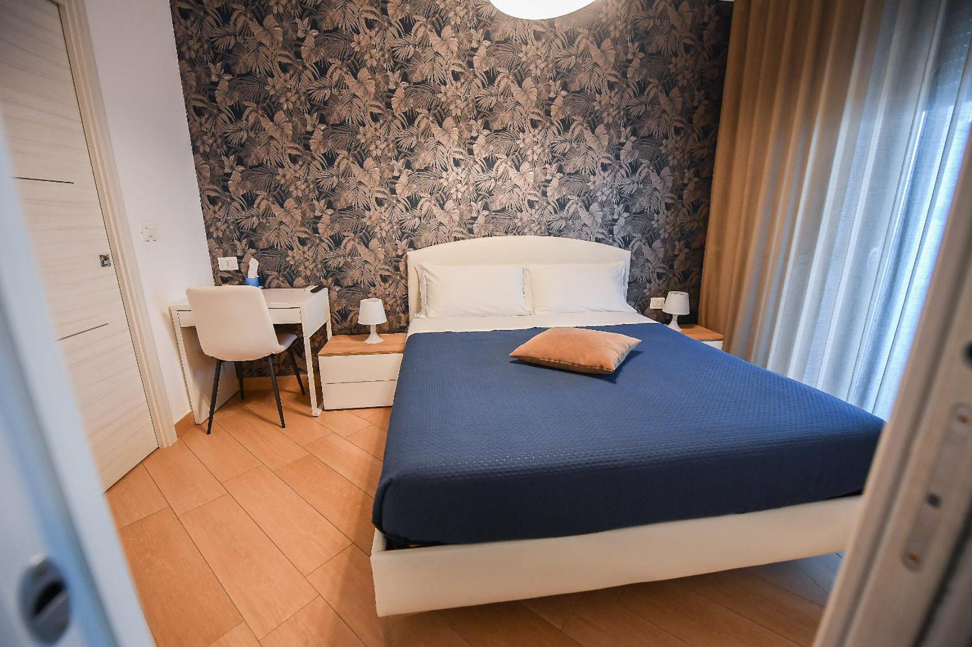 Karol Wojtyla Airport Bari Hotel Eksteriør billede